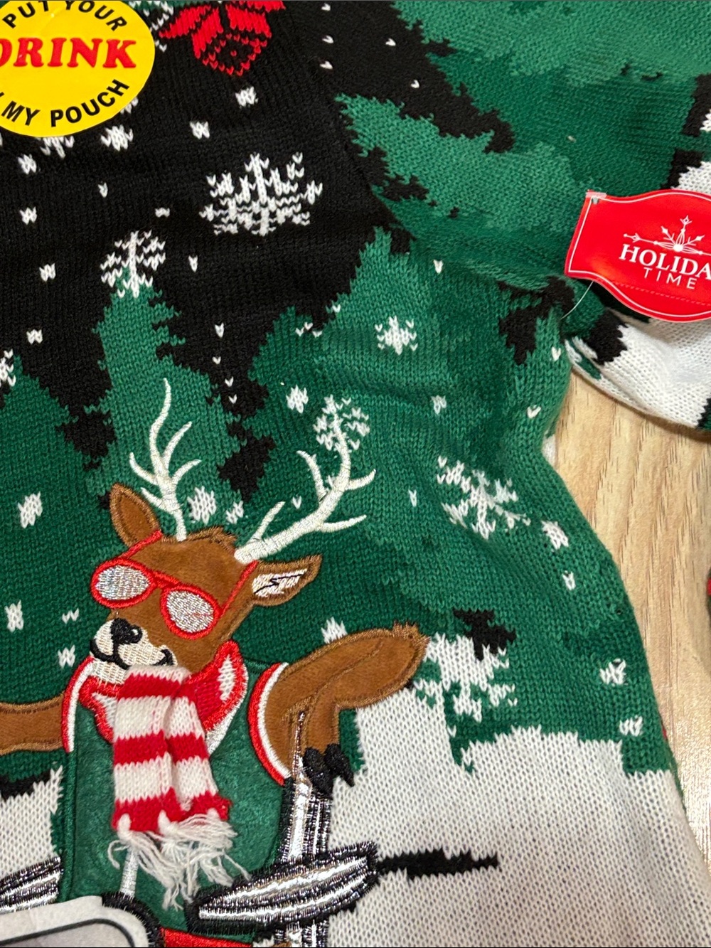 Men's XL Christmas Ugly Green & Red Holiday Reindeer Sweater - Picture 3 of 11